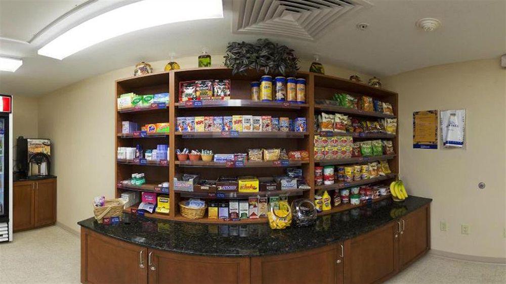 فندق أجنحة كاندلوود هوت سبرينجز هوت سبرنغز المظهر الخارجي الصورة